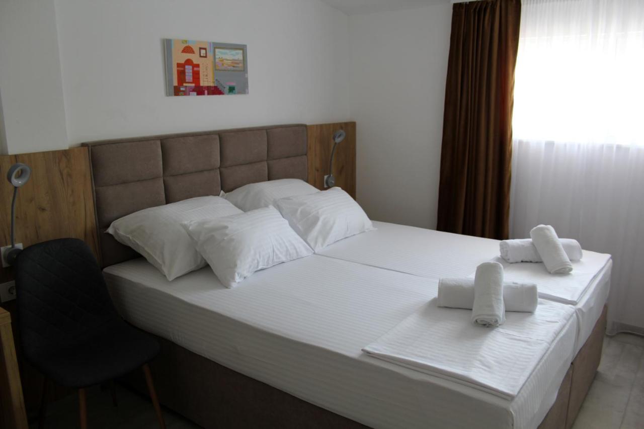 Royal Apartmani Banja Luka Buitenkant foto
