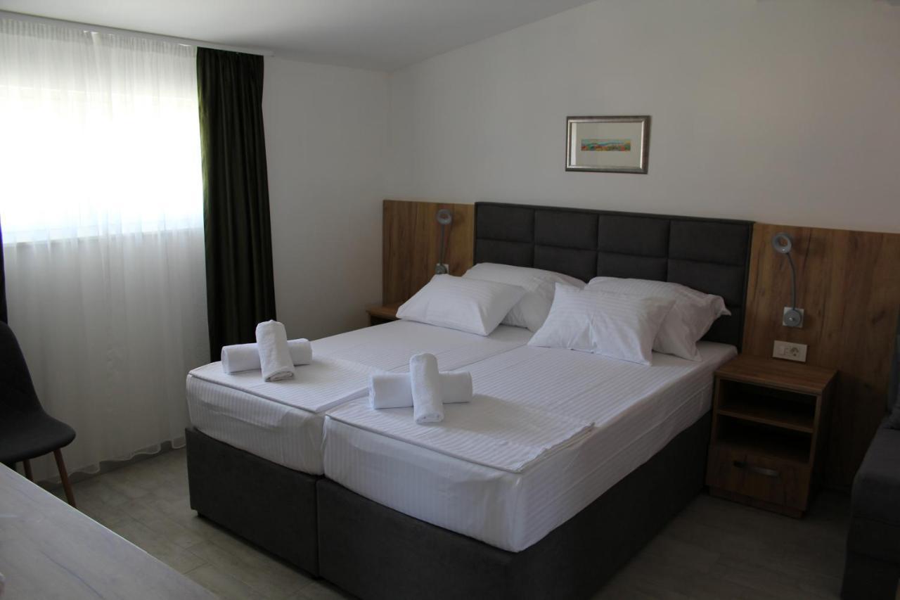 Royal Apartmani Banja Luka Buitenkant foto