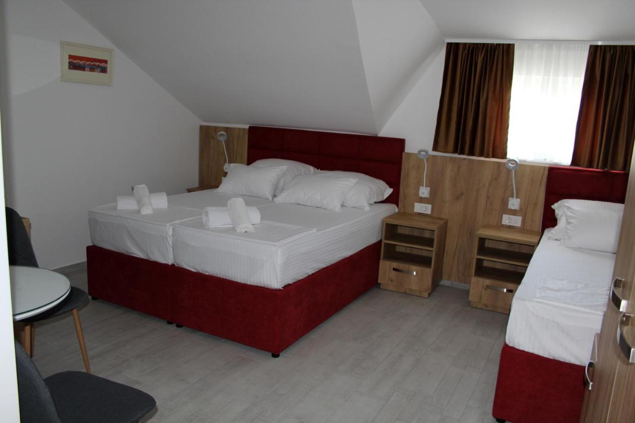 Royal Apartmani Banja Luka Buitenkant foto