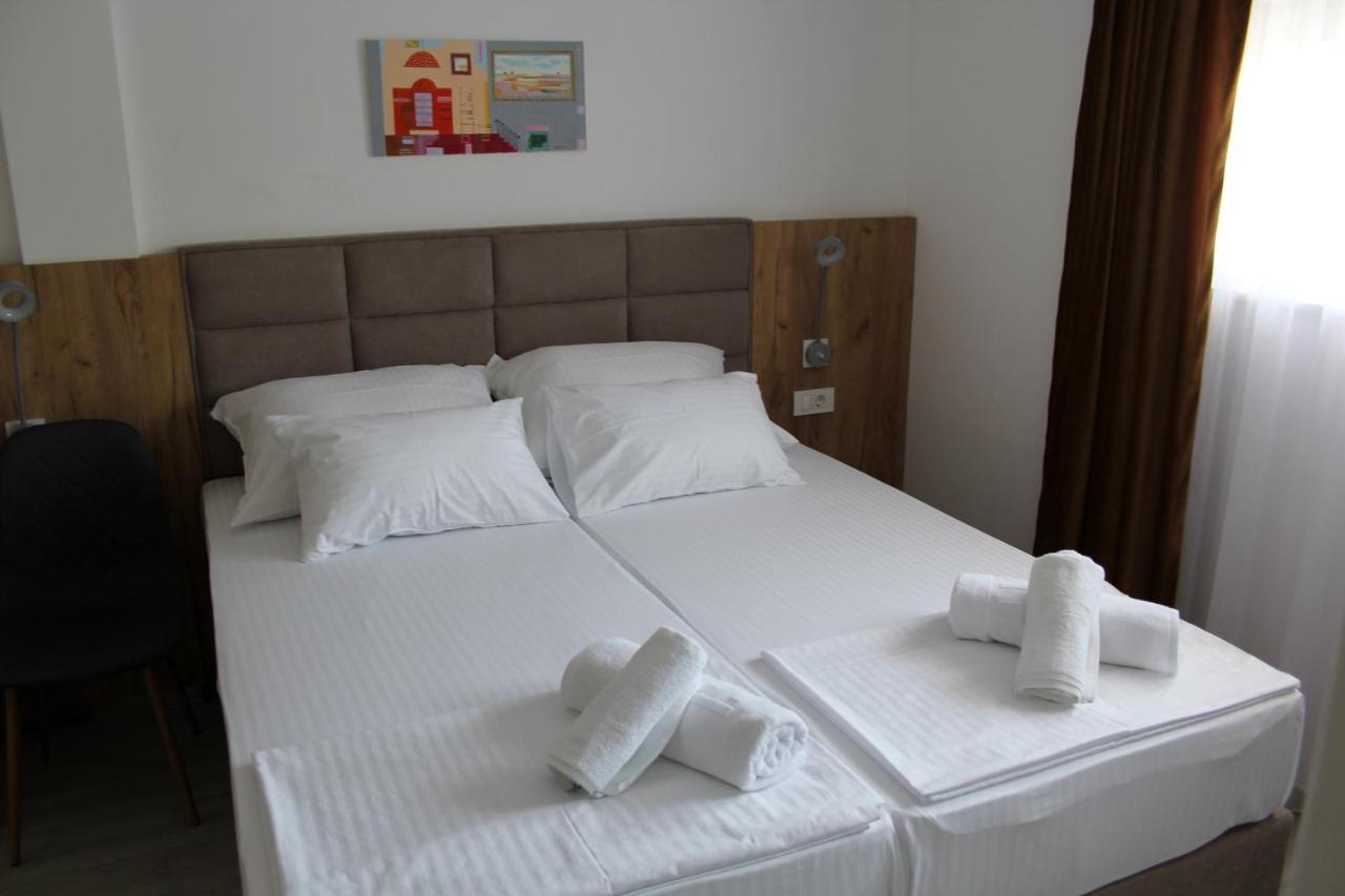Royal Apartmani Banja Luka Buitenkant foto