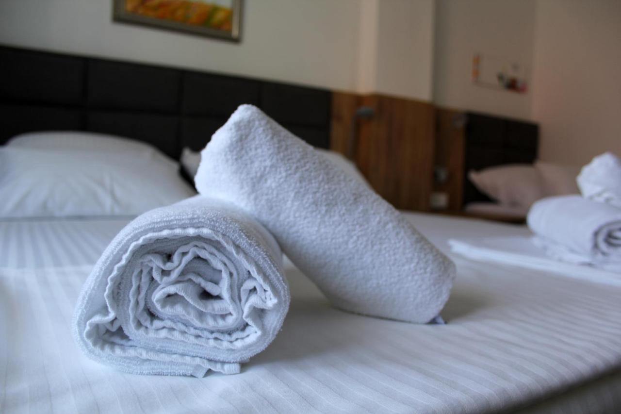 Royal Apartmani Banja Luka Buitenkant foto